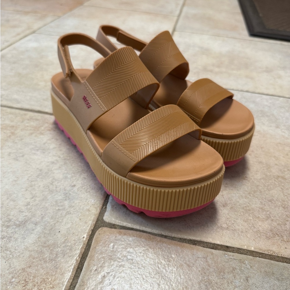 Reef Women’s Water Vista Platform Sandals Size 7